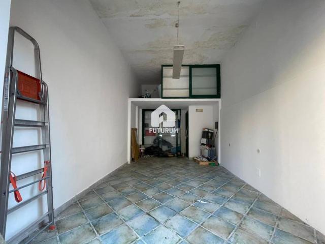 Box in vendita a Portici, Campania