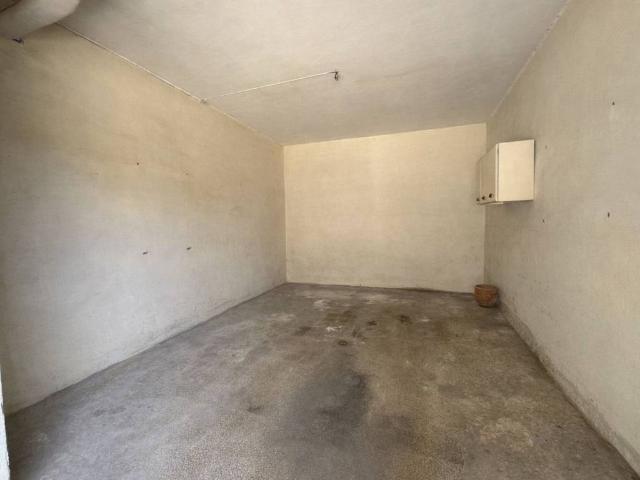 Box in vendita a Portici, Campania