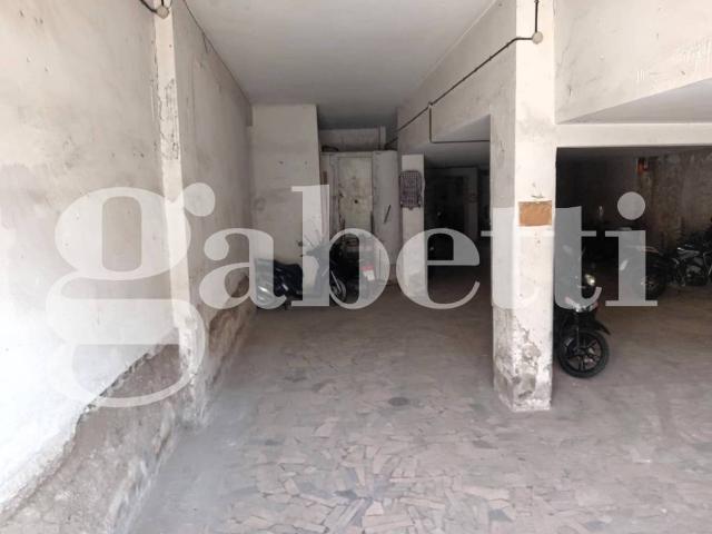 Box in vendita a Portici, Campania