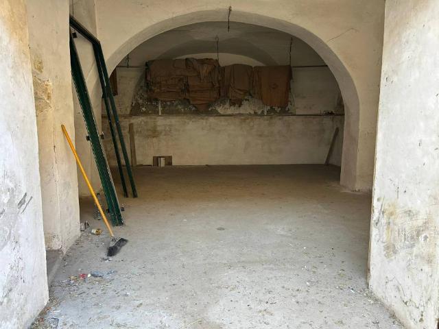 Box in vendita a Portocannone, Molise