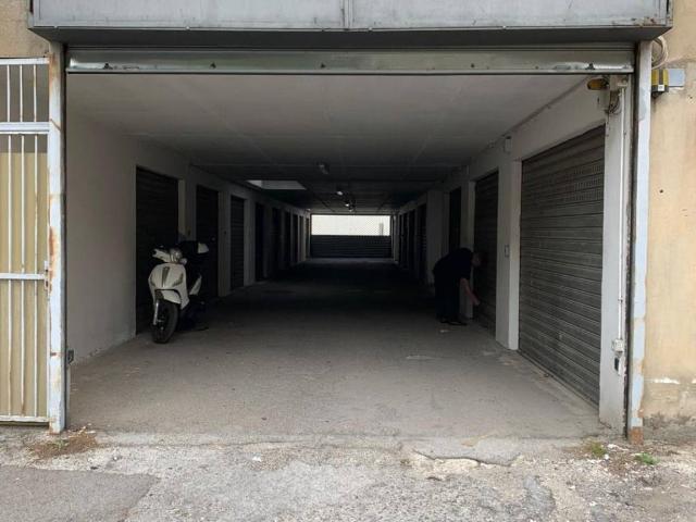 Box in vendita a Verderuolo, Potenza