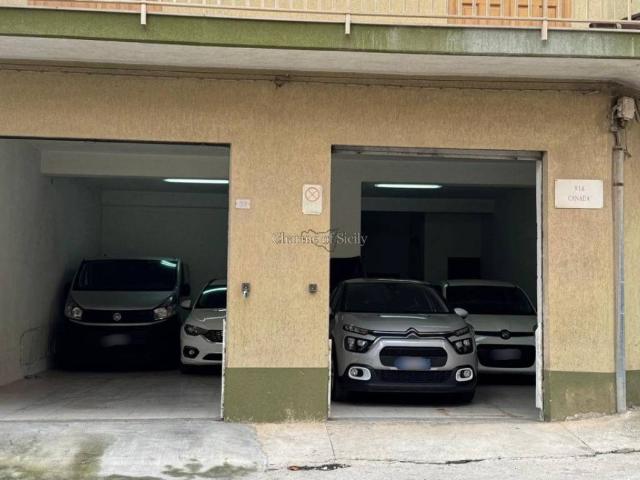 Box in vendita a Pozzallo, Sicilia