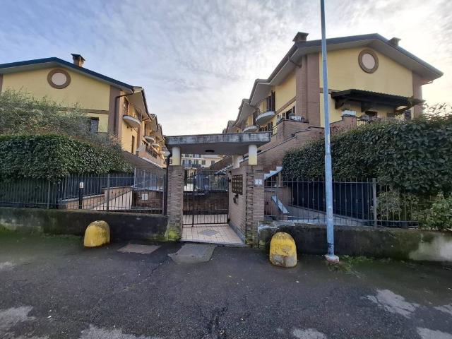 Box in vendita a Pozzo D'adda, Lombardia