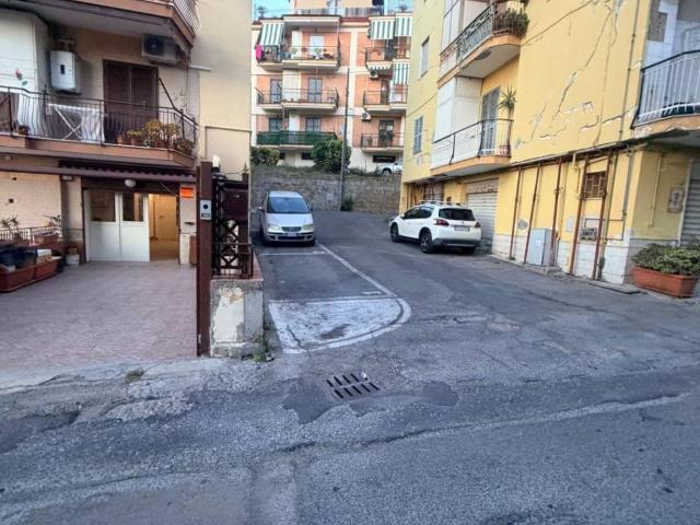 Box in vendita a Parco Cuma, Pozzuoli