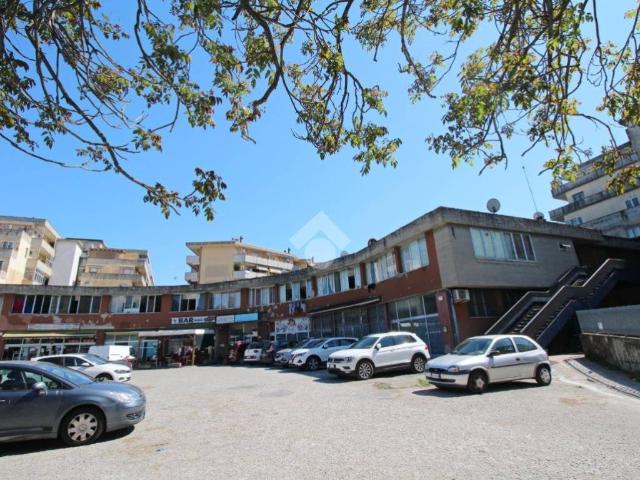 Box in vendita a Le Badie, Prato