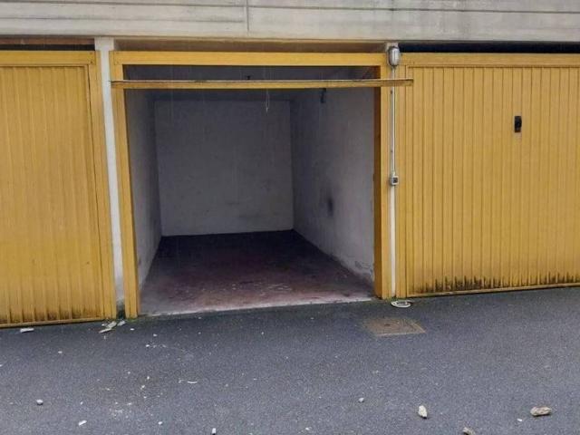 Box in vendita a Maliseti, Prato