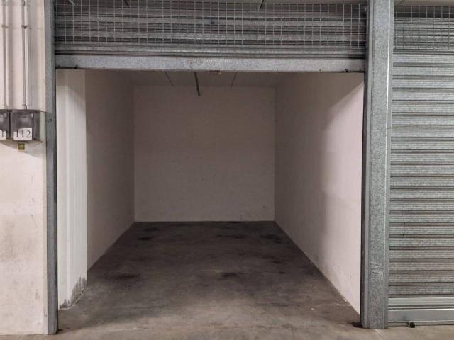 Box in vendita a Putignano, Bari