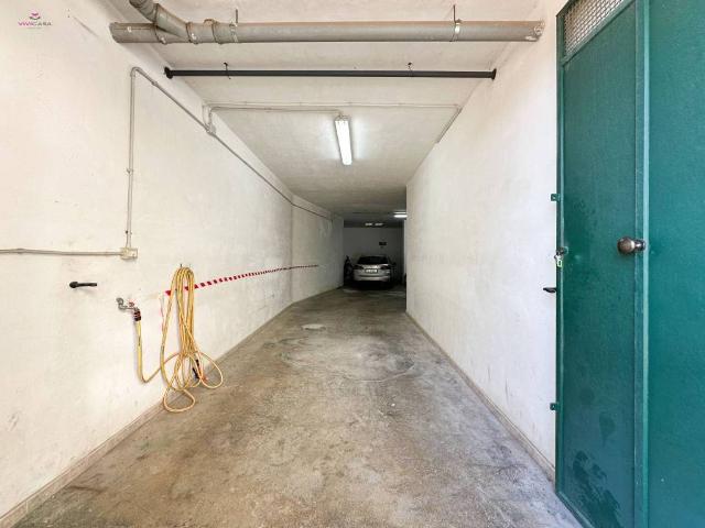Box in vendita a Puglia, Bari