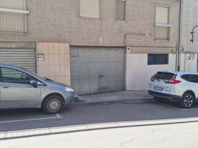 Box in vendita a Puglia, Bari