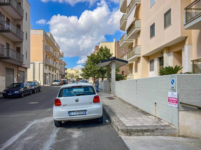 Box in vendita a Putignano, Bari