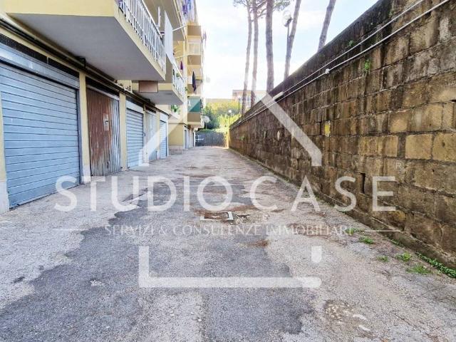 Box in vendita a Quarto, Campania