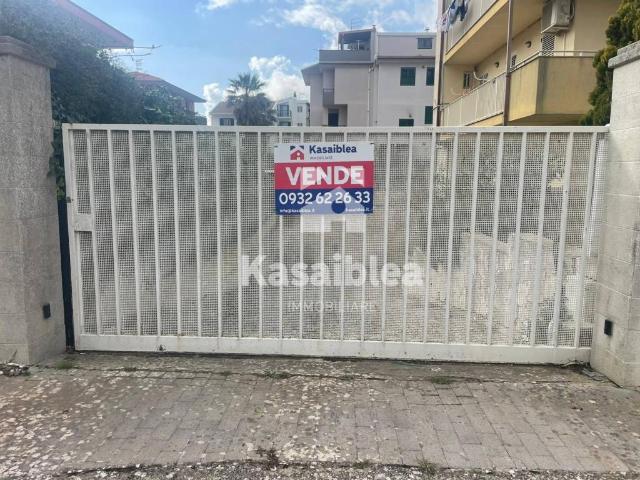 Box in vendita a Ragusa, Sicilia