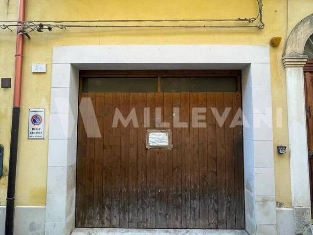 Box in vendita a Ragusa Ibla, Ragusa