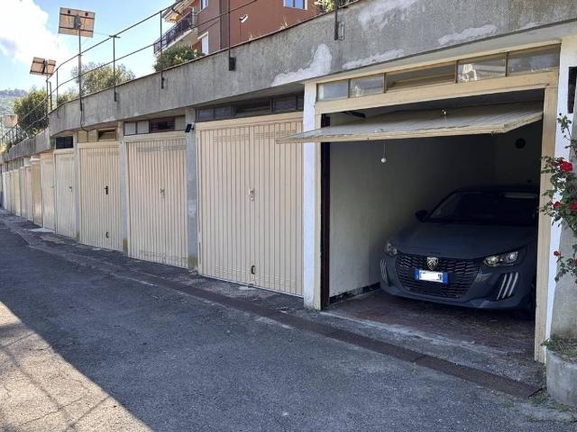 Box in vendita a Rapallo, Liguria