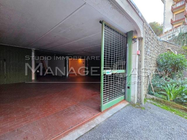 Box in vendita a Borzoli, Rapallo