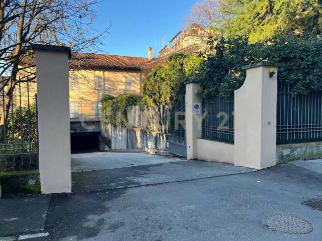 Box in vendita a San Giovanni, Rho