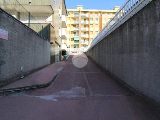Box in vendita a San Paolo-Capuana, Rho