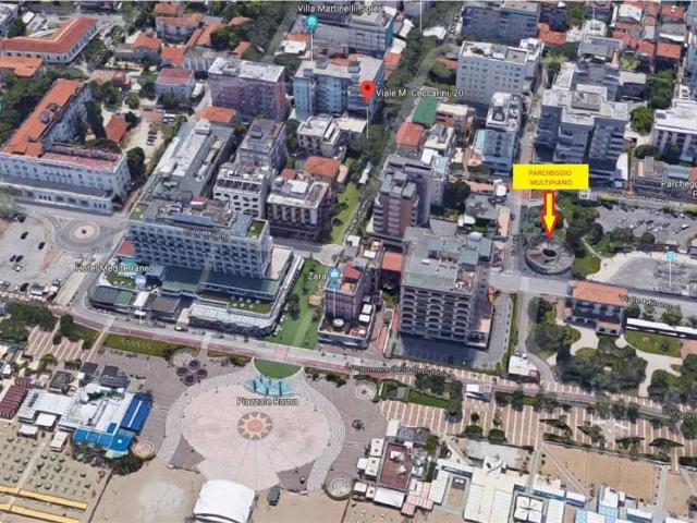 Box in vendita a Riccione, Reggio Emilia