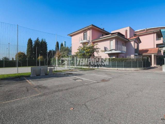 Box in vendita a Rimini, Reggio Emilia