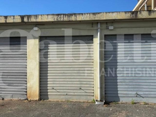 Box in vendita a Piemonte, Torino