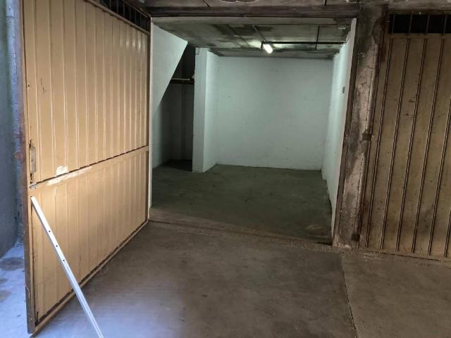 Box in vendita a Borgo Uriola, Piemonte