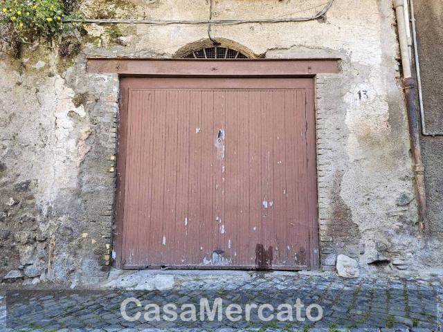 Box in vendita a Rocca di Papa, Roma Capitale