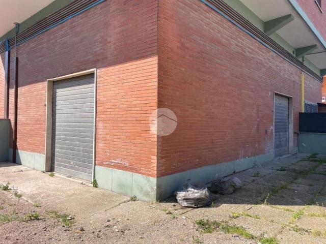 Box in vendita a Casal Lumbroso, Roma Capitale