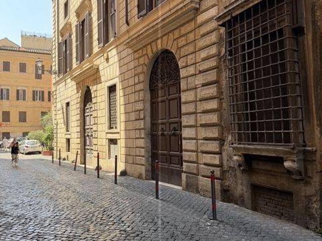 Box in vendita a Municipio Roma I, Roma Capitale