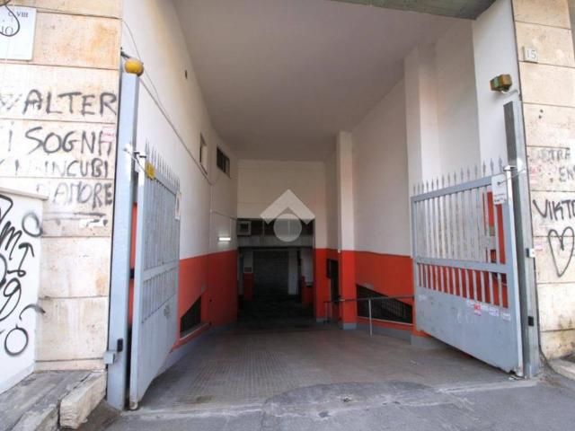 Box in vendita a Quadraro, Roma