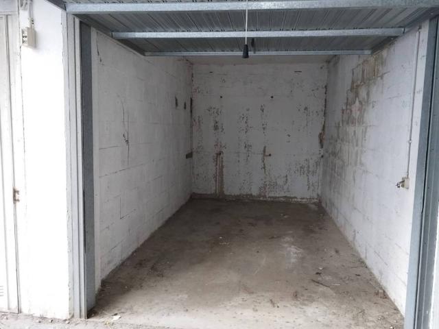 Box in vendita a San Giorgio di Acilia, Roma Capitale