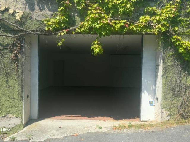 Box in vendita a Casal Lumbroso, Roma Capitale