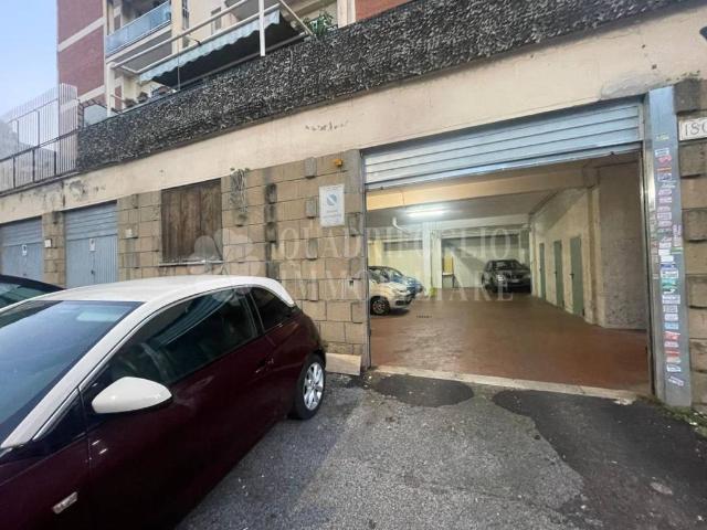 Box in vendita a Prenestino-Centocelle, Roma