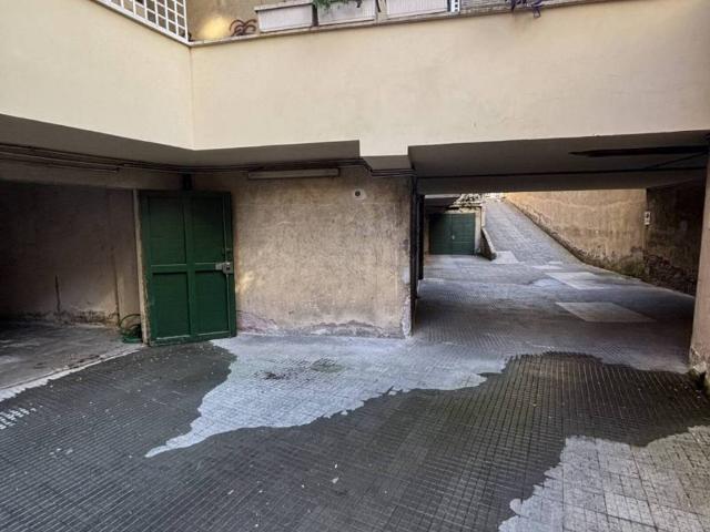 Box in vendita a Nomentano, Roma
