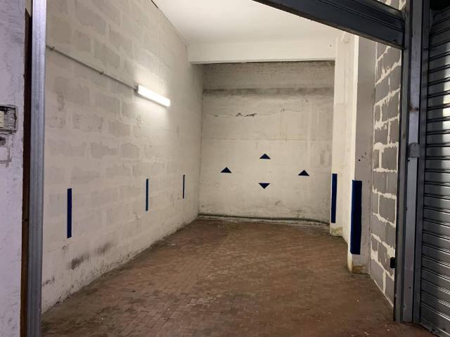 Box in vendita a Collatino, Roma