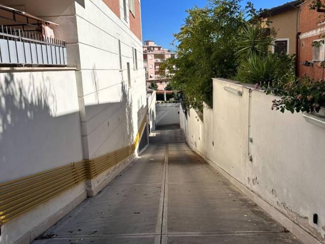 Box in vendita a Monte Sacro, Roma