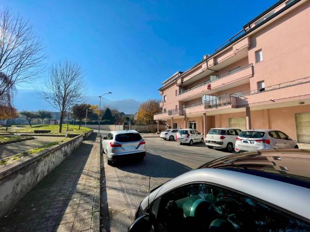 Box in vendita a Rotondi, Campania