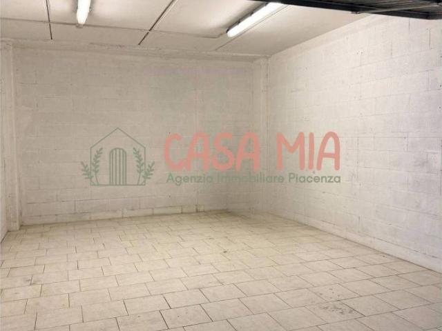Box in vendita a Rottofreno, Reggio Emilia