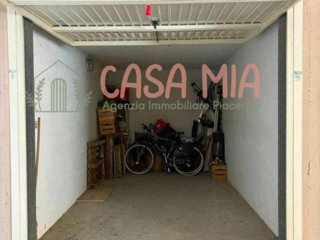 Box in vendita a Rottofreno, Reggio Emilia