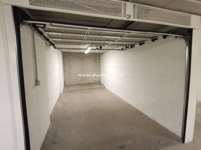 Box in vendita a Comunità della Vallagarina, Borgo Sacco