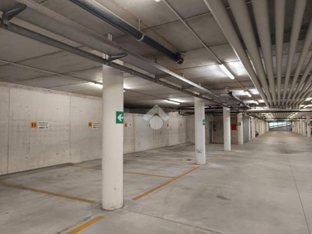 Box in vendita a Comunità della Vallagarina, Borgo Sacco