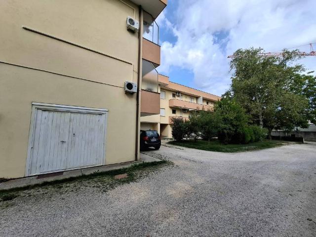 Box in vendita a Rovigo, Veneto