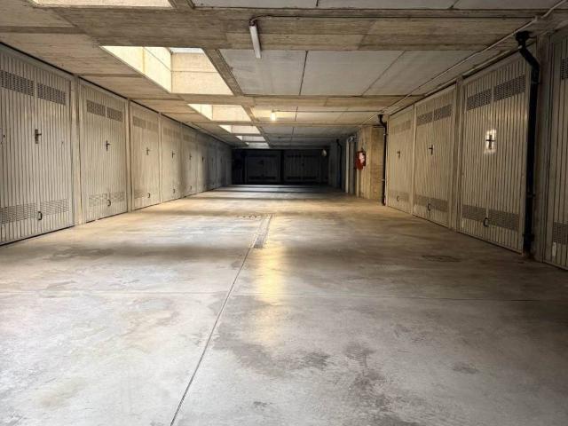 Box in vendita a Cascina Grande, Rozzano