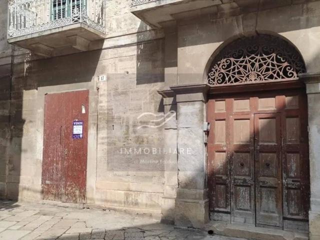 Box in vendita a Puglia, Bari