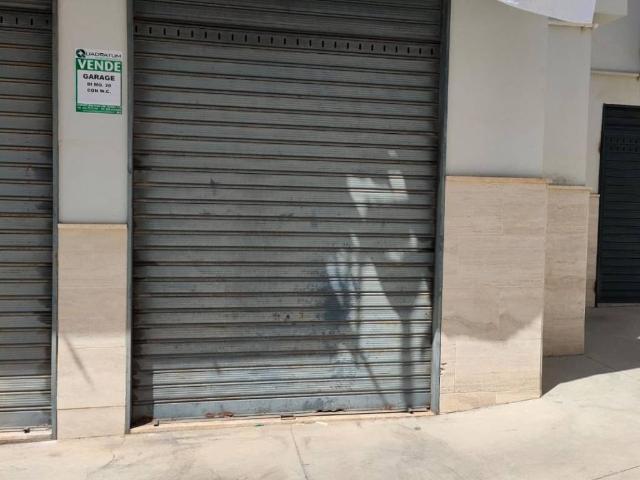 Box in vendita a Puglia, Bari