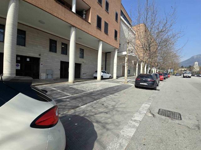 Box in vendita a Salerno