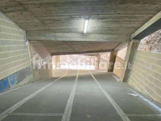 Box in vendita a Salerno