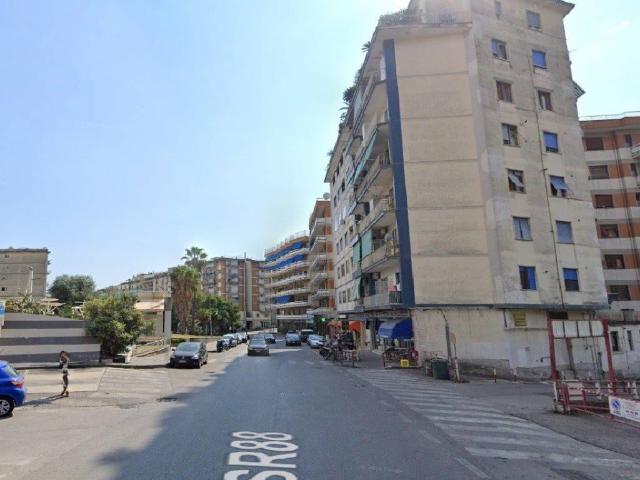 Box in vendita a Salerno, Campania