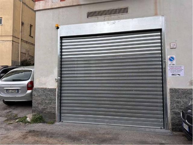 Box in vendita a Salerno, Campania