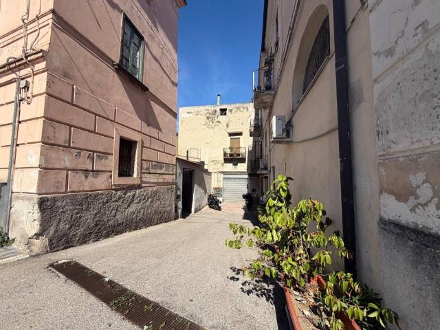 Box in vendita a Fratte, Salerno