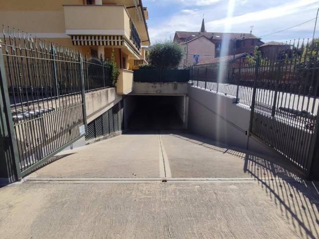 Box in vendita a Piemonte, Cuneo